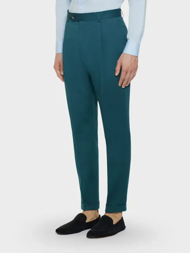 Caruso pantalone carrot-fit cotone e seta verde leggero